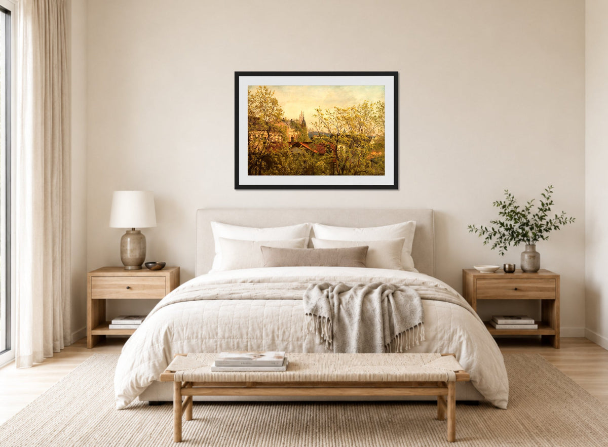 Amaldus Nielsen Print, Fra ateliervinduet i mai, Majorstuveien 8 (1913) displayed above a bed