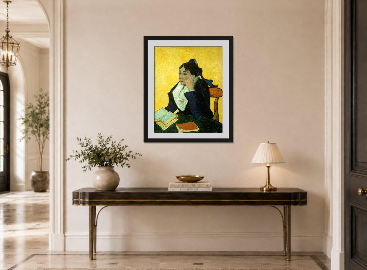 Vincent van Gogh Print, 093 L'Arlésienne (Porträt der Mme Ginoux)_10x8 displayed above a console table