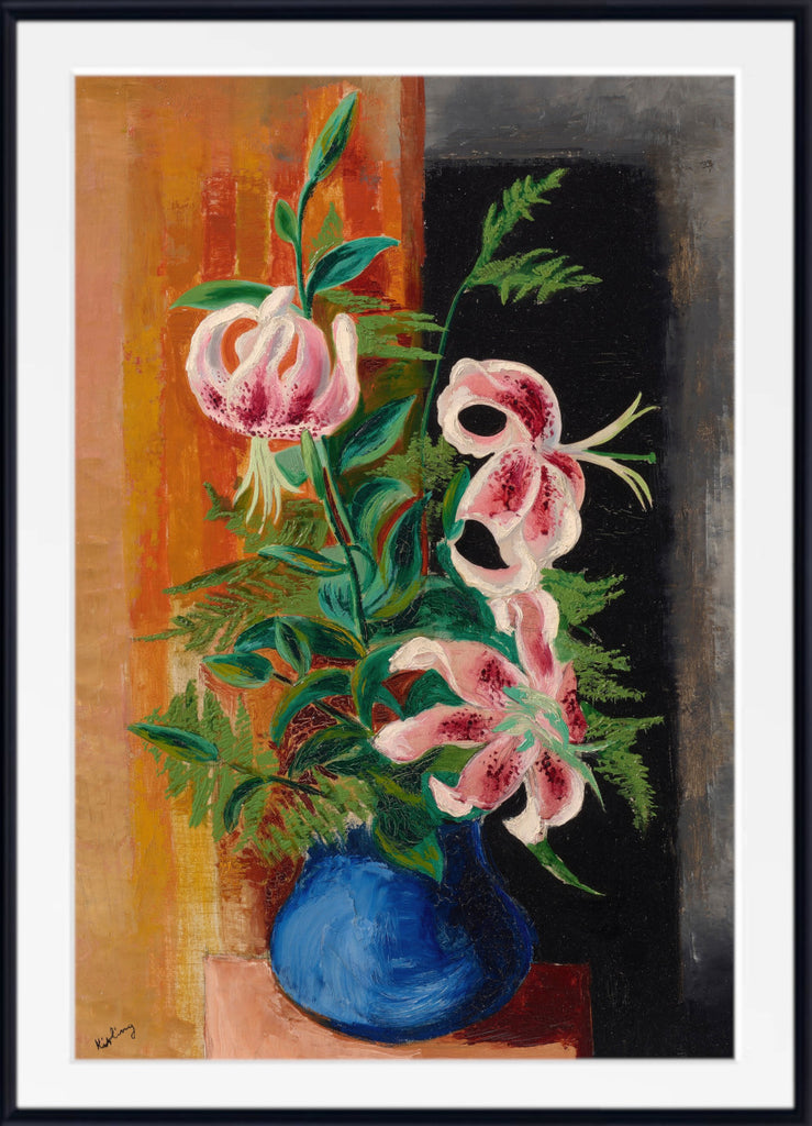 Flowers in a vase by Moise Kisling